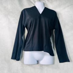 【コムデギャルソン★未使用】 Vネック 変形カットソー 黒 S AD2020 コムデギャルソン☆未使用】 Vネック 変形カットソー 黒 S AD2020