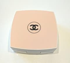 シャネル☆ル ブラン トーンアップ ロージー タッチのサムネイル