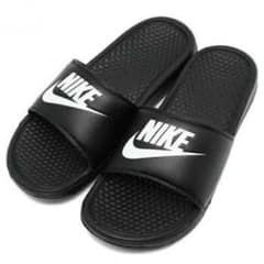 NIKE サンダルのサムネイル
