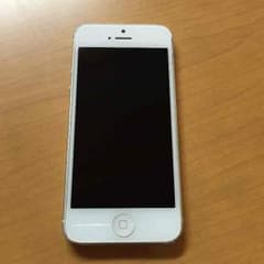 iPhone5 16G auのサムネイル