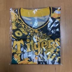 阪神タイガース ユニフォーム　新品未使用品のサムネイル