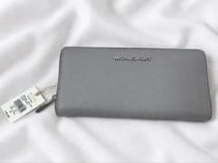 MICHAEL KORS JET SET TRAVEL 長財布のサムネイル