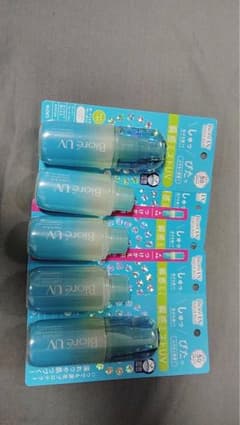 Biore UV アクアリッチ 瞬感ミストUV 5本セットのサムネイル