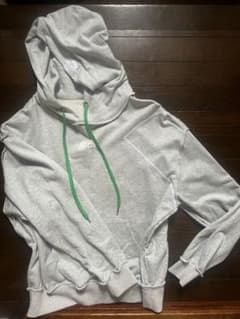ずっと真夜中でいいのに　Z reversibleフーディのサムネイル