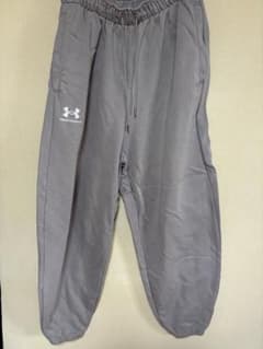 UNDER ARMOUR スウェットパンツのサムネイル