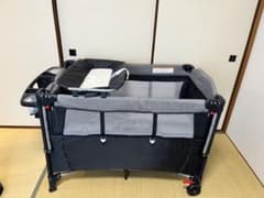 ベビーベッド プレイヤード 折りたたみ式のサムネイル