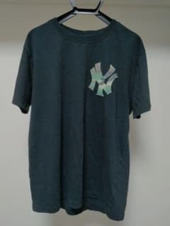 Majestic ニューヨークヤンキース Tシャツ カモフラロゴのサムネイル