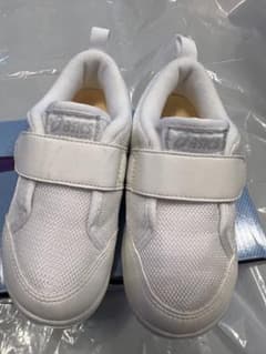 アシックス　上履きのサムネイル