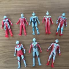 ウルトラマン人形 ソフビ 8体 - メルカリ