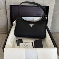 プラダ ミニバッグ ギフトボックスのサムネイル