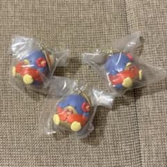 タキシードサム カプセルトイ 日焼け 3個セットのサムネイル