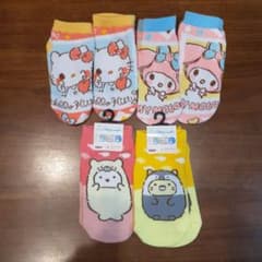キャラクターソックス 4足セット 新品♡のサムネイル