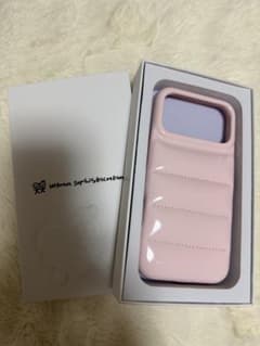 Urban Sophistication iPhone 17Pro Maxのサムネイル