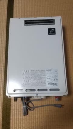 ガス給湯器　GS-2002W-1  LPガス用　2018年製のサムネイル