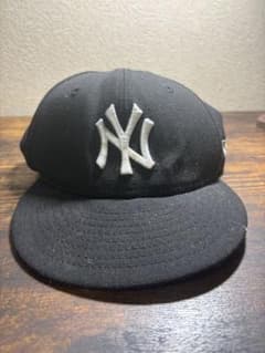 NEW ERA 9FIFTY YOUTH NYヤンキース キャップ 黒 白ロゴのサムネイル