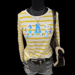 平成ギャル　y2k グランジ　GAP ロゴ　ロンT スパンコール　ピチTのサムネイル