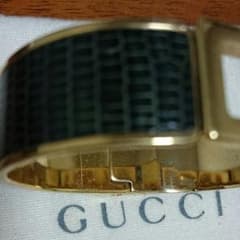 GUCCIのバングルのサムネイル