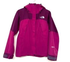 THE NORTH FACE マウンテンパーカー GORE-TEXのサムネイル