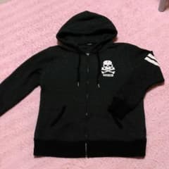 パーカーのサムネイル