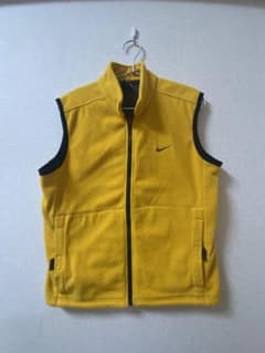 あいうえ様　専用　nike フリースベストのサムネイル