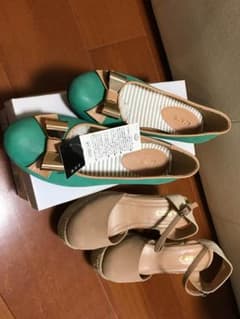 a.v.v ローヒールパンプスのサムネイル