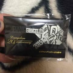ピンバッジのサムネイル