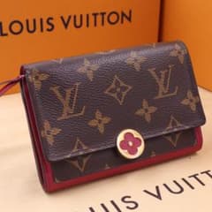 ルイヴィトン ポルトフォイユフロール コンパクト モノグラム 二つ折り