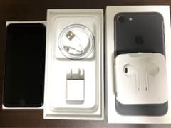 【SIMフリー】iPhone7 32GBブラックのサムネイル