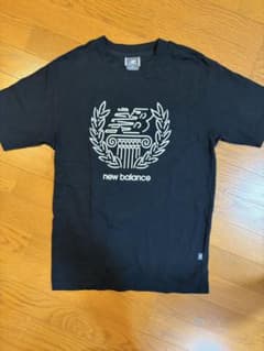 New Balance Tシャツ ブラックのサムネイル