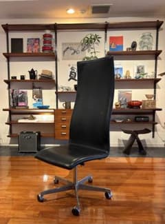 Fritz Hansen 「Oxford Chair」Arne Jacobsenのサムネイル