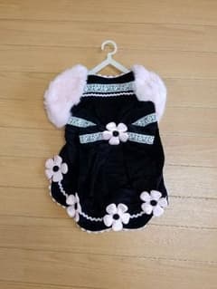 新品未使用　犬ファーワンピースのサムネイル
