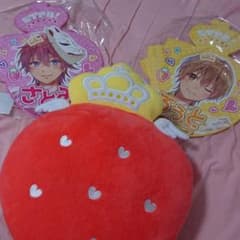 すとぷり いちごクッションのサムネイル