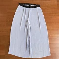 ⭐︎値下げ中⭐︎ワイドパンツ プリーツパンツのサムネイル