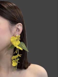 フラワーアクセサリー【両耳セット】　ウェディング　フラワーのサムネイル