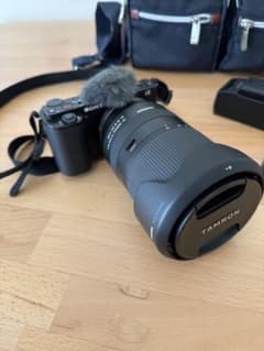 Sony ZV-E10 高倍率ズームレンズキット Tamron 18-300mm - メルカリ