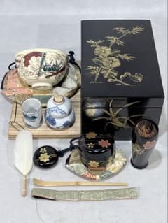 黒真塗沈金四君子図　茶箱揃い　美品　茶道具　送料込 黒真塗沈金四君子図 茶箱揃い 美品 茶道具 送料込 - メルカリ
