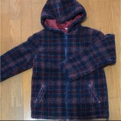 ユニクロ アウターのサムネイル