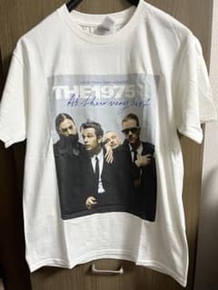 THE 1975 2023年ツアーTシャツのサムネイル