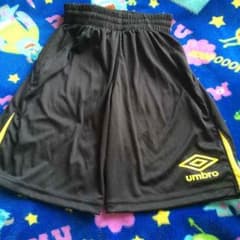 新品 umbro 130 半ズボンのサムネイル