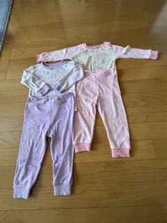 薄手　長袖　パジャマ　80 4セットのサムネイル