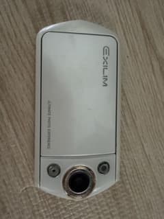 CASIO EXILIM EX-TR15 ホワイト 自撮りカメラ デジカメのサムネイル