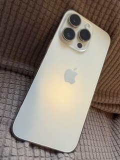 Apple iPhone 14 Pro ゴールド 128GBのサムネイル