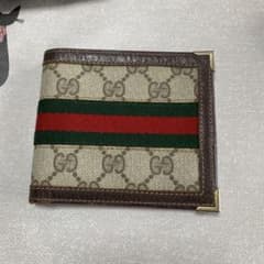 GUCCIのサムネイル