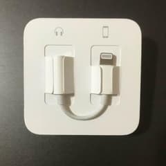 iPhone 純正イヤホン 変換アダプタのサムネイル