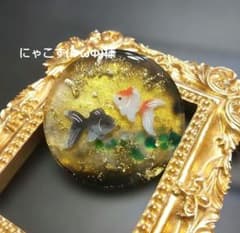 にゃこす(ΦωΦ)様金箔 金魚 レジンヘアゴム - メルカリ