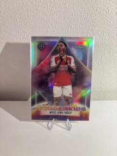 스켈리 Wonderkids Topps Chrome UEFA 25/26