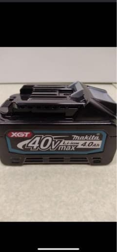 マキタ40ボルト　バッテリー　新品のサムネイル