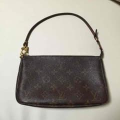 ルイヴィトン アクセサリーポーチのサムネイル