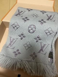 LOUIS VUITTON ロゴ刺繍 マフラー 水色 140cmのサムネイル
