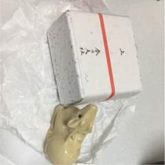 鹿の置物のサムネイル